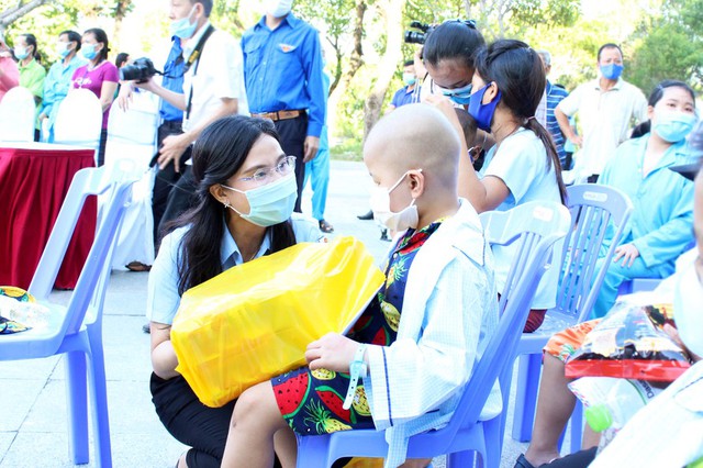 Danh mục 130 bệnh hiểm nghèo để tổ chức, cá nhân vận động, tiếp nhận đóng góp tự nguyện hỗ trợ bệnh nhân Danh mục 130 bệnh hiểm nghèo để tổ chức, cá nhân vận động, tiếp nhận đóng góp tự nguyện hỗ trợ bệnh nhân